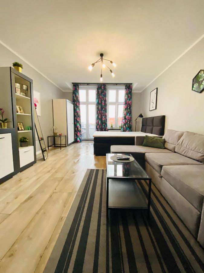 Apartament Flaming Z Balkonem - Scisle Centrum Naprzeciwko Pkp I Pks - Self Check In - Darmowy Parking - Pozne Wymeldowanie - Wystawiamy Fv Opole Exterior photo